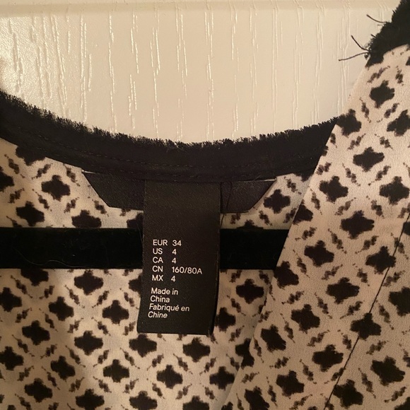 H&M tunic tank - Picture 3 of 4